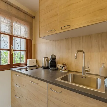 Windsor Park Brand New Apartments